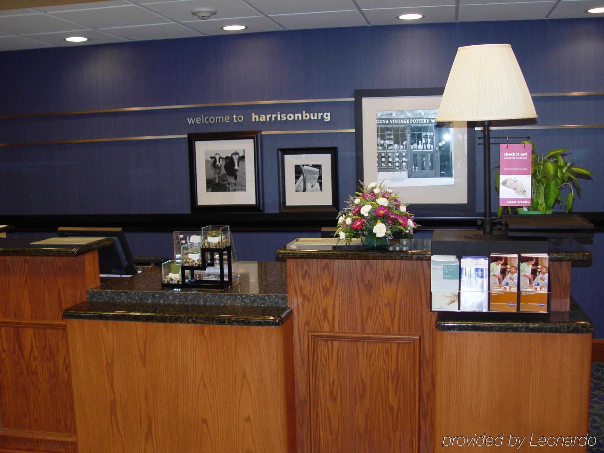 Hampton Inn Harrisonburg South Интерьер фото